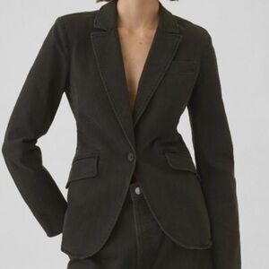 Gap Tall size 4 black wash denim lined blazer